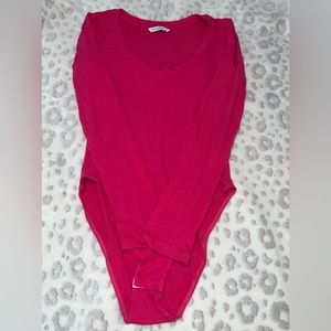 Hot pink bodysuit🩷